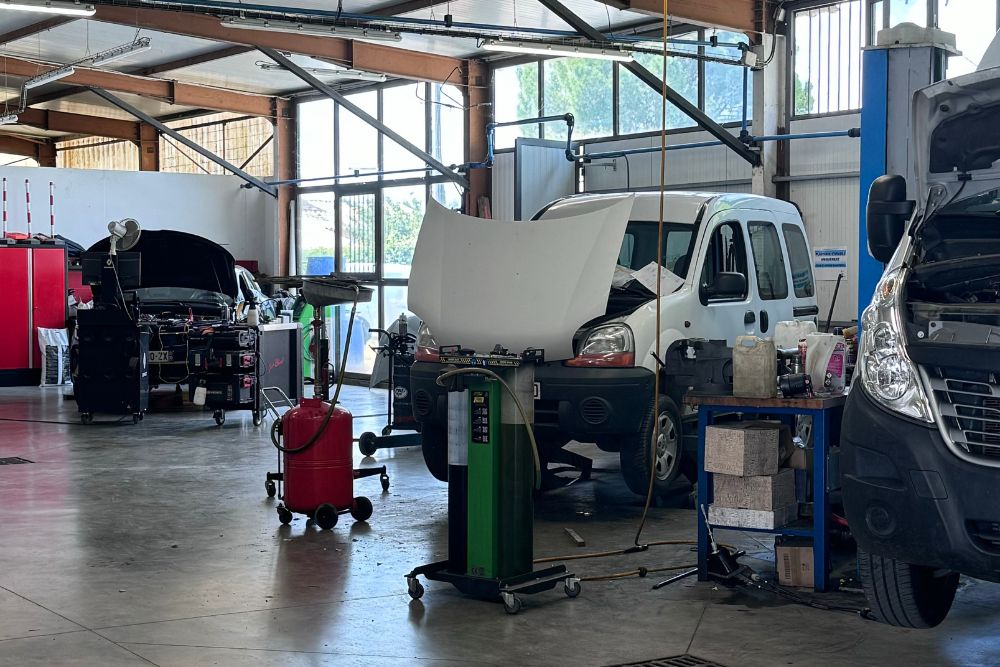 Renault Uzès atelier réparation véhicules