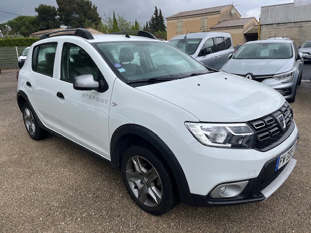 renault-uzes-dacia-sandero-stepway-a-vendre-4