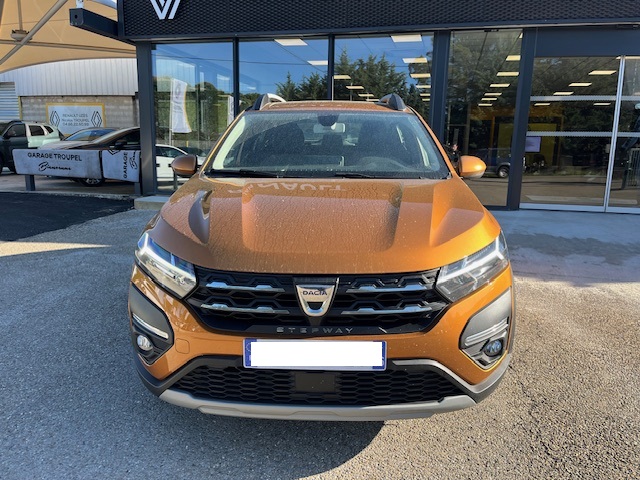 renault-uzes-dacia-sandero-a-vendre