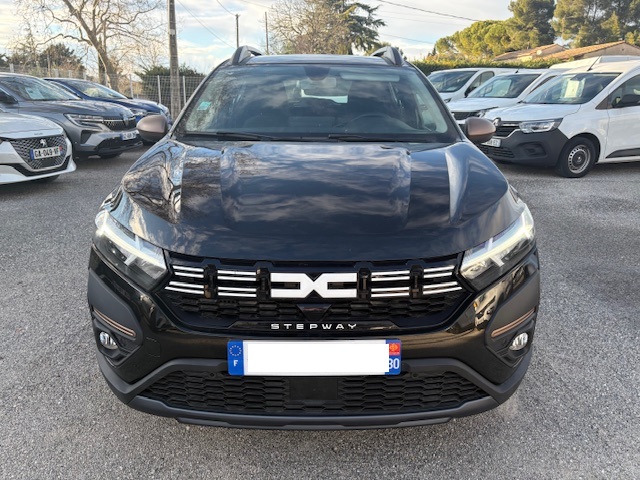 renault-uzes-dacia-sandero-stepway-a-vendre-7