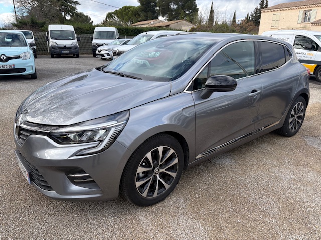 renault-uzes-clio-a-vendre-8