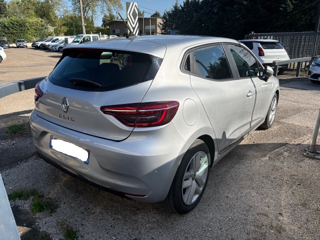 renault-uzes-clio-a-vendre-5