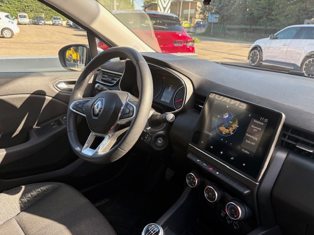 renault-uzes-clio-a-vendre-6