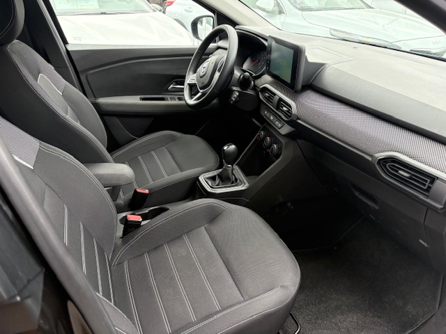 renault-uzes-dacia-sandero-a-vendre-5