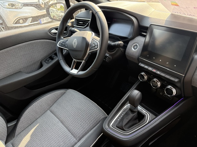 renault-uzes-clio-a-vendre-4