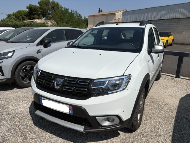renault-uzes-sandero-stepway-a-vendre-2