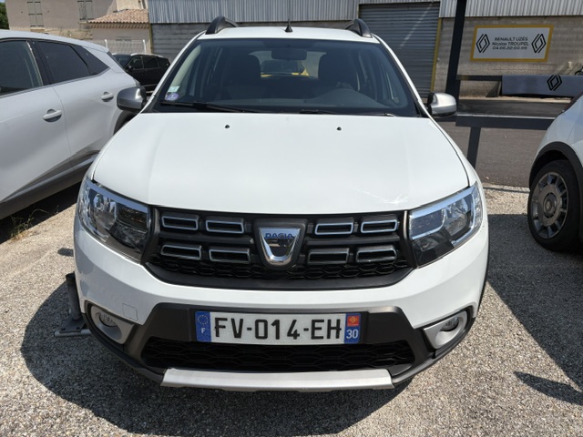 renault-uzes-sandero-stepway-a-vendre